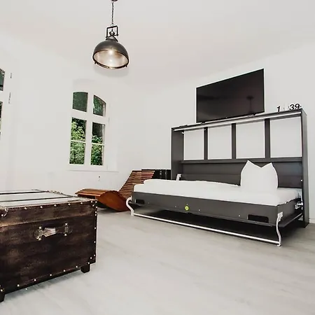 Am Bahnhof Zum Lokfuehrer Appartement *