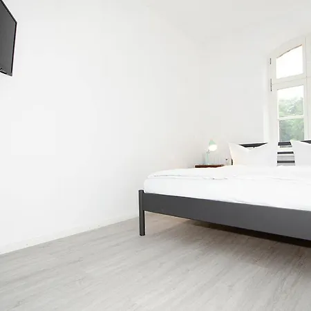 Am Bahnhof Zum Lokfuehrer Appartement *